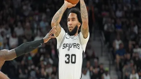 塞内加尔球员科莫迪奥转战科莫，兰斯门将迪乌夫加盟，转会费双双突破百万欧元大关。